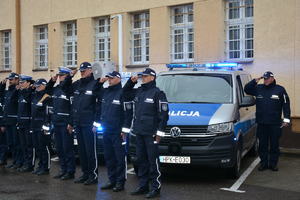 Przeworscy policjanci i strażacy uczcili śmierć swojego kolegi, tragicznie zmarłego policjanta.