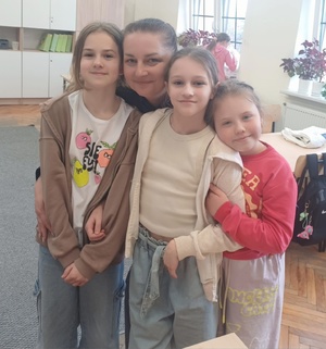 Wspólne zdjęcie z policjantką