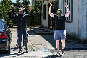 Policjanci podczas wspólnych ćwiczeń z wojskiem