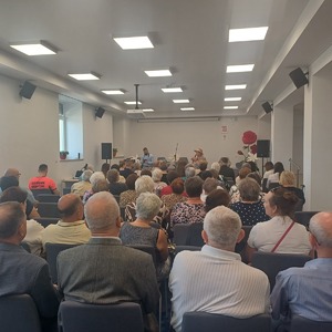 Policjanci na debacie z seniorami