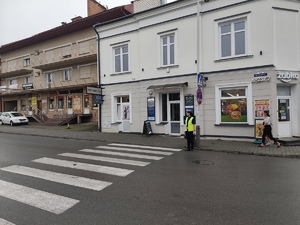 Przeworscy Policjanci dbają o bezpieczeństwo w rejonie szkoły