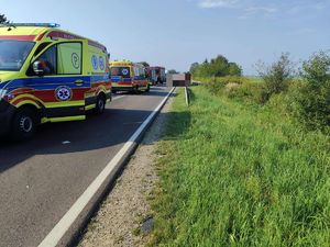 Cieplice, droga w 835, miejsce zdarzenia drogowego