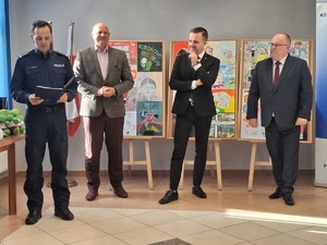 Zdjęcie z rozdania nagród dla dzieci