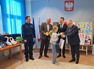 Zdjęcie z rozdania nagród dla dzieci