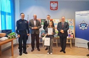 Zdjęcie z rozdania nagród dla dzieci