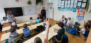 Dzielnicowi podczas spotkań z dziećmi i młodzieżą