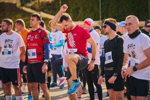 Uczestnicy podczas biegu