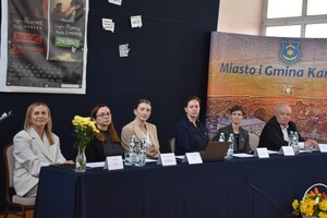 przeworscy policjanci biorą udział w konferencji
