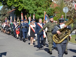 Uroczyste obchody uchwalenia Konstytucji 3 Maja w Przeworsku z udziałem przeworskich funkcjonariuszy