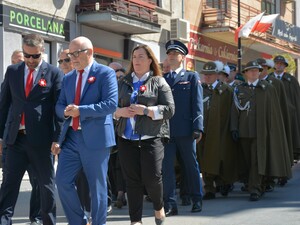 Uroczyste obchody uchwalenia Konstytucji 3 Maja w Przeworsku z udziałem przeworskich funkcjonariuszy
