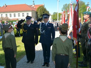 Uroczyste obchody uchwalenia Konstytucji 3 Maja w Przeworsku z udziałem przeworskich funkcjonariuszy