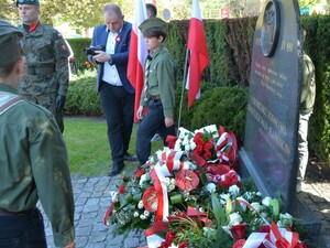 Uroczyste obchody uchwalenia Konstytucji 3 Maja w Przeworsku z udziałem przeworskich funkcjonariuszy