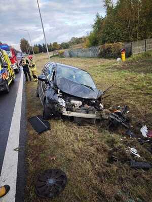 Miejsce zdarzenia drogowego oraz uszkodzenia pojazdu Citroen